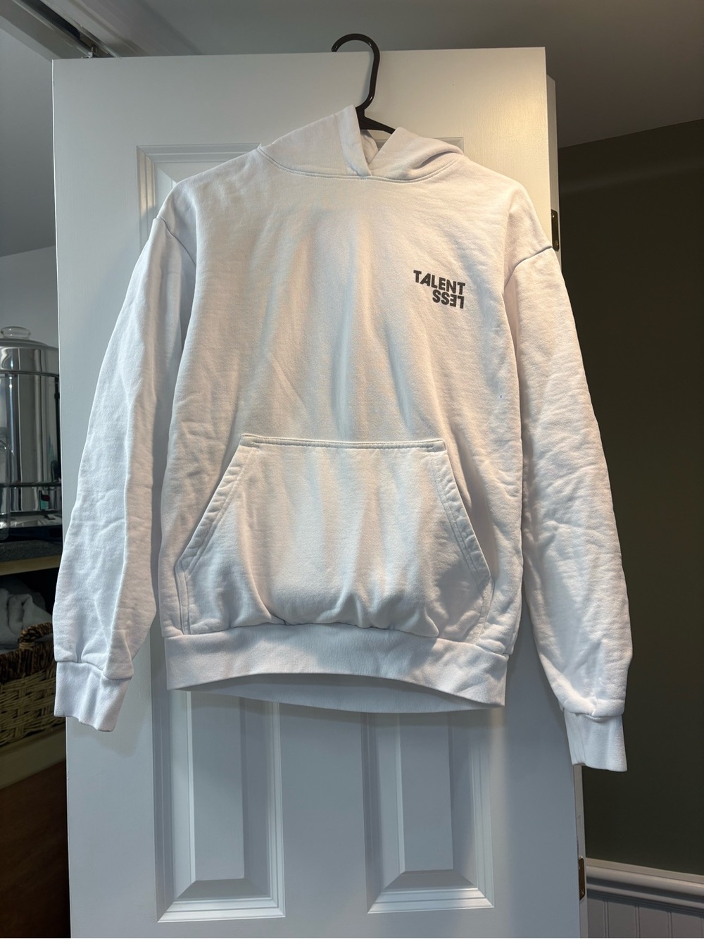 WHITE TALENTLESS HOODIE